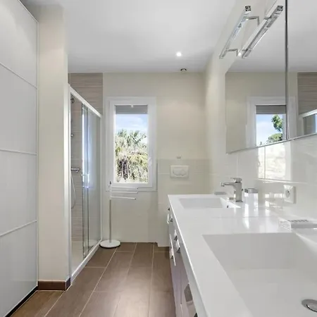 Vila 197 M2, Vue Mer, Parking *