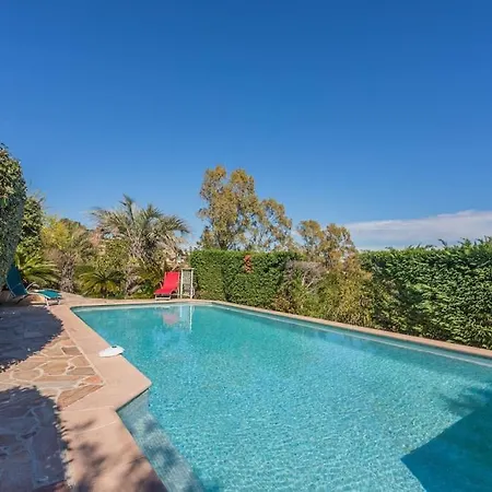 197 M2, Vue Mer, Parking Villa