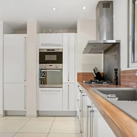 197 M2, Vue Mer, Parking Villa *